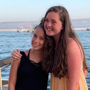 Meet your Posher, Addie